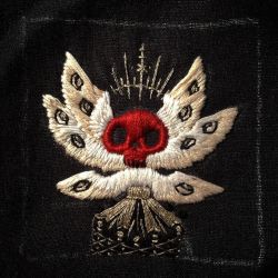 fearsomebeast:Finally finished this one! #embroidery #handembroidery