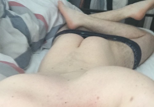 whiteirishboi:  Wish I had something bigger ðŸ˜¢ 