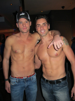 hotinjeans:  Steven Daigle and Ryan Driller (aka Jeremy Bilding)