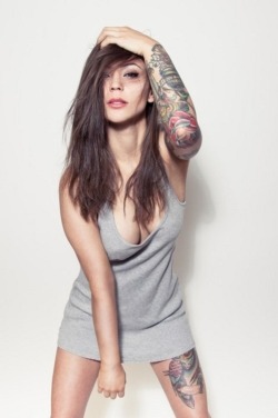 Women with tatoos