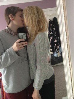 the-inspired-lesbian:  Love and Lesbians ♡