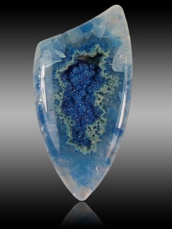 mineralists:  Stunning Blue-Green Drusy Crest Shield