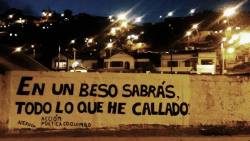 somospoesia:  En un beso…Somos Poesia en FacebookSomos Poesia