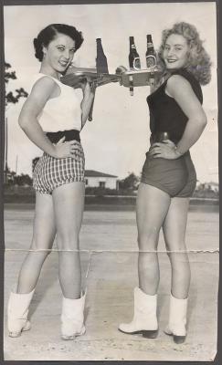 fuckyeahvintage-retro:  Car hop girls, 1950s (via) 