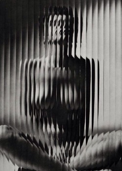 thevalgarland:  Zoltan Glass (ca. 1950). Nu Féminin.