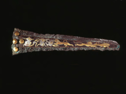 peashooter85:  Gold inlaid bronze dagger from Mycenaean Greece,