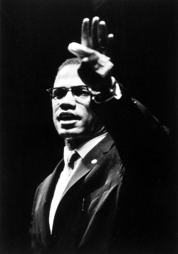 malcolmxing:  Malcolm X Addressing Black Muslim Rally, Chicago,