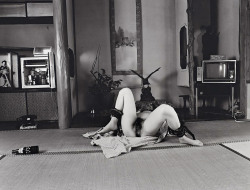 pjmix:  NOBUYOSHI ARAKI, Untitled, 1985 (via PHILLIPS) 