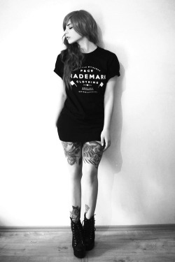 s–inful:  black and white blog