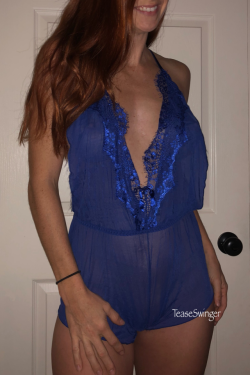 teaseswinger:  teaseswinger:  Pretty blue lingerie reblog 💙