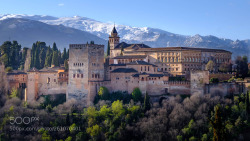 socialfoto:L'Alhambra et la Sierra Nevada by Bernard_Maziere