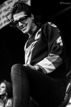 andysexybiersack:  Chris Motionless - Warped Tour 2014 July 25,