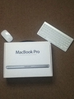 down-t0-cuddle:  Okay so I am giving my MacBook Pro 13-Inch up