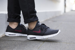 hypedc:  Nike SB Janoski Max ‘Bred’ now available.