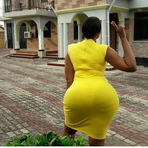 fletchertrowan:  hottestblackladies:  We have 1000’s of hot