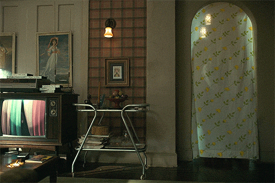 weheartfandom:me acting out my #7364293 dream scenario alone