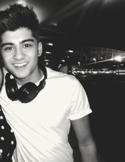 one-harrystyles: 27/50 fav pictures of Zayn                