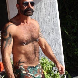Follow my two hairy men blogs:http://sambrcln.tumblr.comhttp://hairysex.tumblr.com
