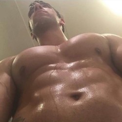 Hot Hunks Working Out