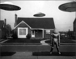 1950sunlimited:  Earth vs The Flying Saucers, 1956 