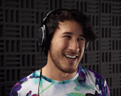 markimooappreciation:  Anyone else love Mark’s new shirt?