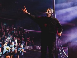 CHRIS FEHN