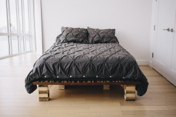 lefttorightfurniture:  Piano Bed. Also known as Slim’s Bed.