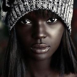 pretty-period:  “I am not afraid to expose my melanin to the