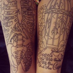 tattoostuffs:  letsdrownmermaids:  New addition to my thigh pieces.