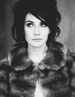 shadowcats:  Carice van Houten by Janey van Ierland for NCR Weekend