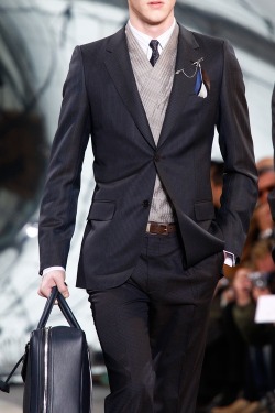 suitboss:  Louis Vuitton Style…More suit inspiration right