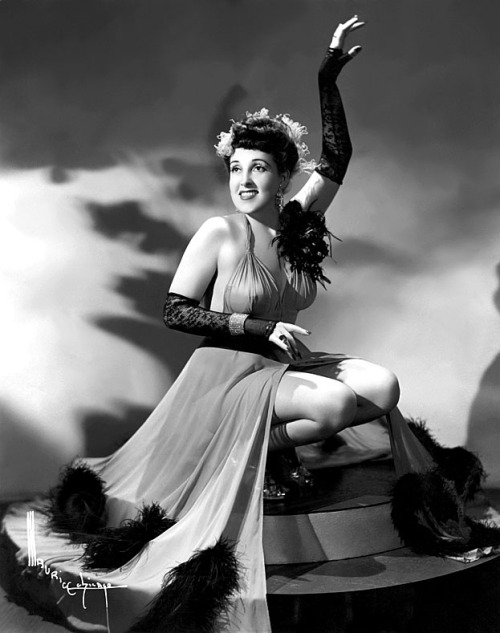    Diane Ross Beautiful vintage promo photo dated from April of 1944.. Before Ms. Ross set up her Strip Act with “Squeaky” the monkey,– she was a ‘hot tamale’ heating up the nightclubs on Bourbon Street, where she was known