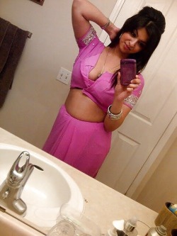 fuckingsexyindians:  Pink sari strip Indian selfies in the bathroomhttp://fuckingsexyindians.tumblr.com