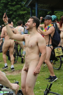 teamwnbr:  World Naked Bike Ride Bristol UK 2016 To see more