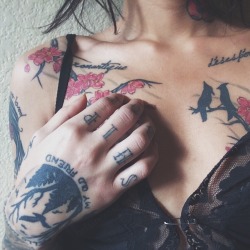 letliveintheend:  band/tattoo blog † 