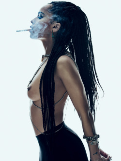 fy-zoeisabella:  Zoë Kravitz for Flaunt Magazine by Zackery