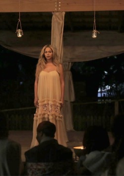 beyhive1992:  “There was one evening that we were at the plantation.We