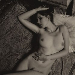 a natural beauty:Yulechka Alymova.best of erotic photography:www.radical-lingerie.com