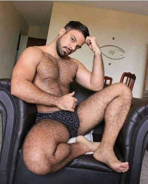 wankster8tn:O Daddy - I love it when you hang out around the
