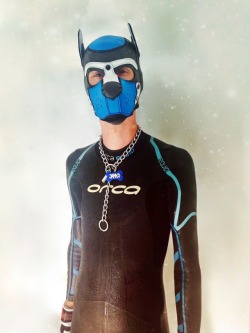 pupcooperchi:  jamkopup:  Got my new hood, made on measures…