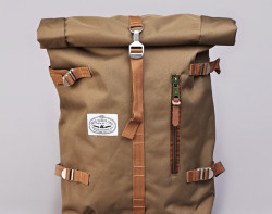 style-feels:  Poler Rolltop Backpack – Olive Poler‘s take