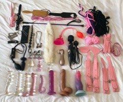 lost-lil-kitty:Updated sex toy collection - 29th March 2018 (x)