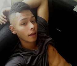 nudelatinos: Sexy Twink boy Yaret Roze is live online now come