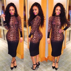 fashionistasrus:  Fashionista: Robin Click HERE for more Curly