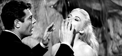mrsdewinters:  La Dolce Vita (1960) dir. Federico Fellini