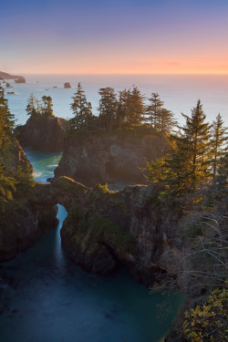 travelthisworld:  Oregon Coast Oregon, USA | by Jesse Estes 