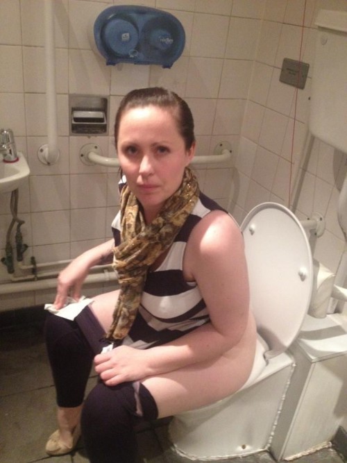 dimitrivegas:  Taking a massive poop