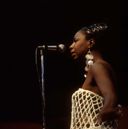 huariqueje:  Nina Simone    -     David Redfern,  1967 British,