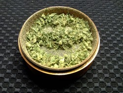 stonerfaq:  happy new year from me to you!