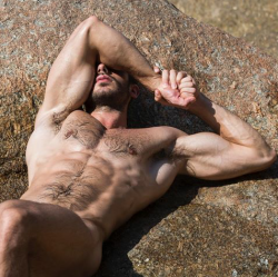 stefanpoison: Sexy relax 